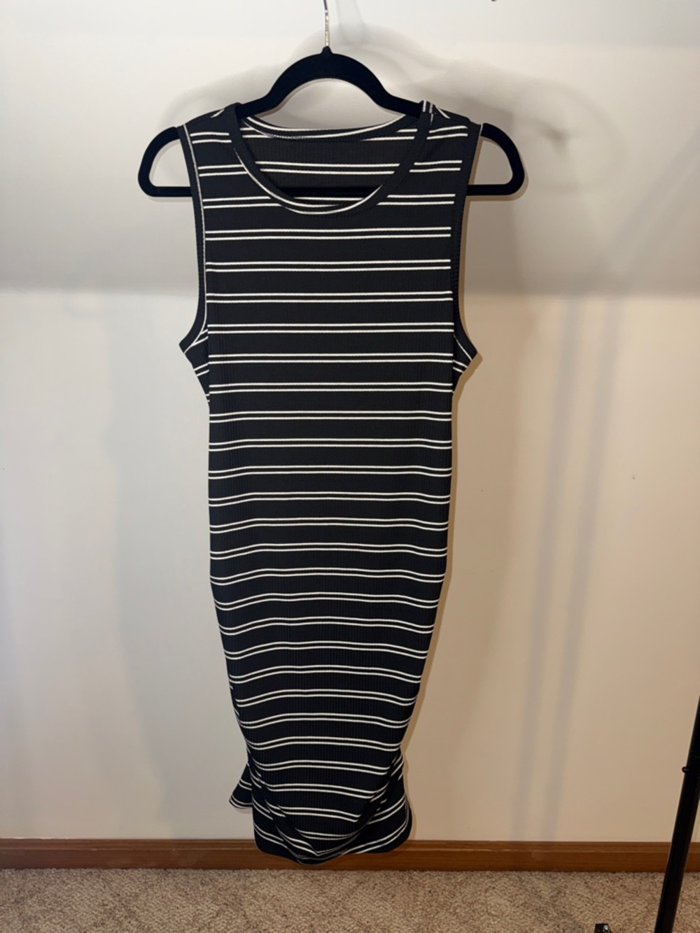 NWOT Sleeveless Black and White Striped Midi Dress - Picture 5 of 6